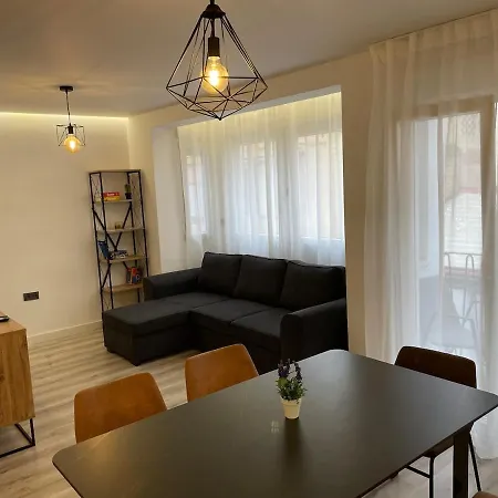 2 * Alicante